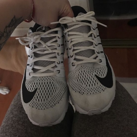 Workout / running shoes - Picture 3 of 6